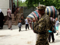 Лейлек жана Баткен райондорунан эвакуацияланган адамдардын саны  10 миңден ашты