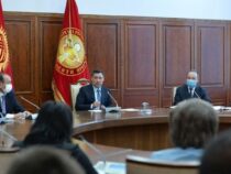 Президент Садыр Жапаров министрлер кабинетинин жаңы курамын бекитип, жарлыкка кол койду