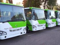 Баткен шаарынын тарыхында биринчи жолу 6 автобус алып келинди
