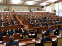 Жогорку Кеңештин 7-чакырылышынын депутаттары мандаттарын ушул жумада алышат
