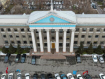 Бишкек шаардык мэриясында “Көчө жана жол тармагын өнүктүрүү” долбоорунун үчүнчү фазасын ишке ашыруу маселеси талкууланды