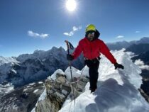 Непалдык альпинист Ками Рита Эвересттин чокусуна 27-ирет чыгып, дүйнөлүк рекорд орнотту