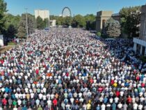 Бишкекте Курман айт майрамына карата намазга 10 миңден ашык адам катышты