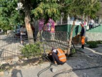 Бишкек шаарында мыйзамсыз курулган имараттарды алуу уланууда