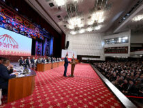 Бишкекте биринчи Элдик курултай аяктап, резолюция кабыл алынды