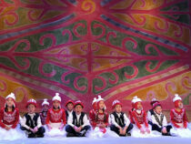 Бишкекте “Манас” эпосунун күнү белгиленди