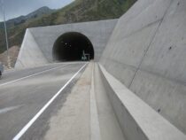 Бишкек – Ош унаа жолунда кар көчкүдөн коргоочу туннель ачылды