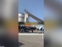 В Ницце Boeing врезался в здание аэропорта