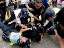 В Гонконге во время рекордно массовых протестов произошли столкновения