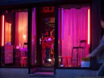 В Амстердаме могут запретить витрины с проститутками