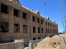 В Кыргызстане начато строительство школ за счет денег от борьбы с коррупцией