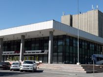 В трех театрах Бишкека и Оша проведут капитальный ремонт