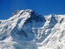 При спуске с пика Победы  погиб иркутский альпинист