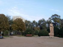 В столице планируют благоустроить сквер имени Горького