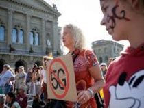 «Принудительное облучение»: в Швейцарии протестуют против внедрения 5G