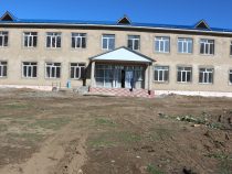 В Иссык-Кульском районе строится новая школа