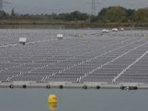 Крупнейшая в Европе плавучая солнечная электростанция появилась во Франции
