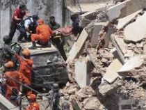 Обрушение здания в Бразилии: поиски людей продолжаются