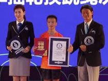 Китаец установил новый рекорд по прыжкам со скакалкой