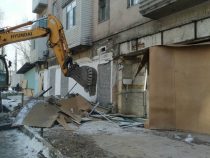 Демонтаж незаконных объектов в столице продолжается