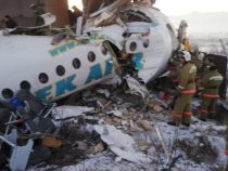 Число погибших при крушении самолета в Казахстане увеличилось до 14