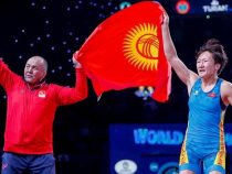 Айсулуу Тыныбекова стала победительницей международного турнира по спортивной борьбе в Италии