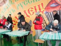 В России прошел чемпионат мира по скоростному поеданию холодца