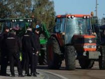 В Испании фермеры блокируют автотрассы по стране