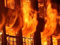 В Кара-Кульджинском районе сгорела школа