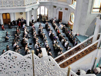 В мечетях Казахстана временно отменили пятничный намаз