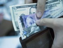 Доллар в Кыргызстане приближается к  85 сомам
