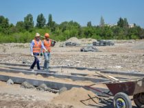 В Бишкеке продолжается строительство Парка здоровья