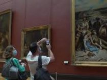 Парижский Лувр вновь открылся после карантина спустя почти четыре месяца