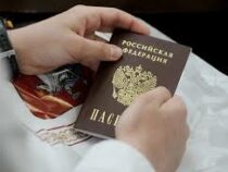 Президент России подписал закон об упрощении выдачи российского гражданства