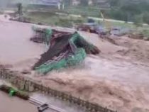Китайский Ухань оказался во власти сильнейшего наводнения