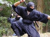 Житель Японии получил первый в мире диплом магистра-ниндзя