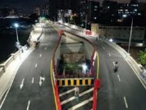 В Китае построили шоссе вокруг дома, хозяйка которого отказалась съезжать оттуда