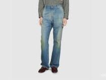 Gucci продает «грязные» джинсы за 700 долларов