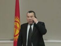 Балбак Тулобаев покинул должность полпреда Иссык-Кульской области