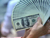 В  Нацбанке объяснили резкий рост стоимости американской валюты в Кыргызстане