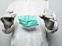Японские ученые изучили степень защиты от заражения коронавирусом при ношении масок