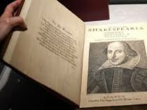 Сборник из 36 пьес Шекспира продан с аукциона за $10 млн