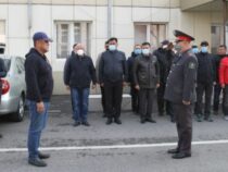 Курсан Асанов провел инструктаж для народных дружинников и милиционеров