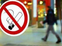 Власти Турции запретили курить на улицах из-за COVID-19