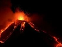 На итальянском острове Сицилия произошло извержение вулкана Этна