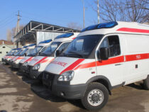 ЦСМ Баткена вручили 9 машин скорой помощи