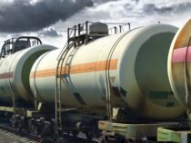 Кыргызстан ввел временный запрет на вывоз нефтепродуктов из страны  за пределы ЕАЭС