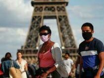 Франция может возобновить прием иностранных туристов