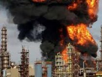 В Иране полыхает один из самых больших нефтеперерабатывающих заводов страны