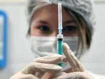 Власти Таджикистана обязали вакцинироваться от коронавируса всех взрослых